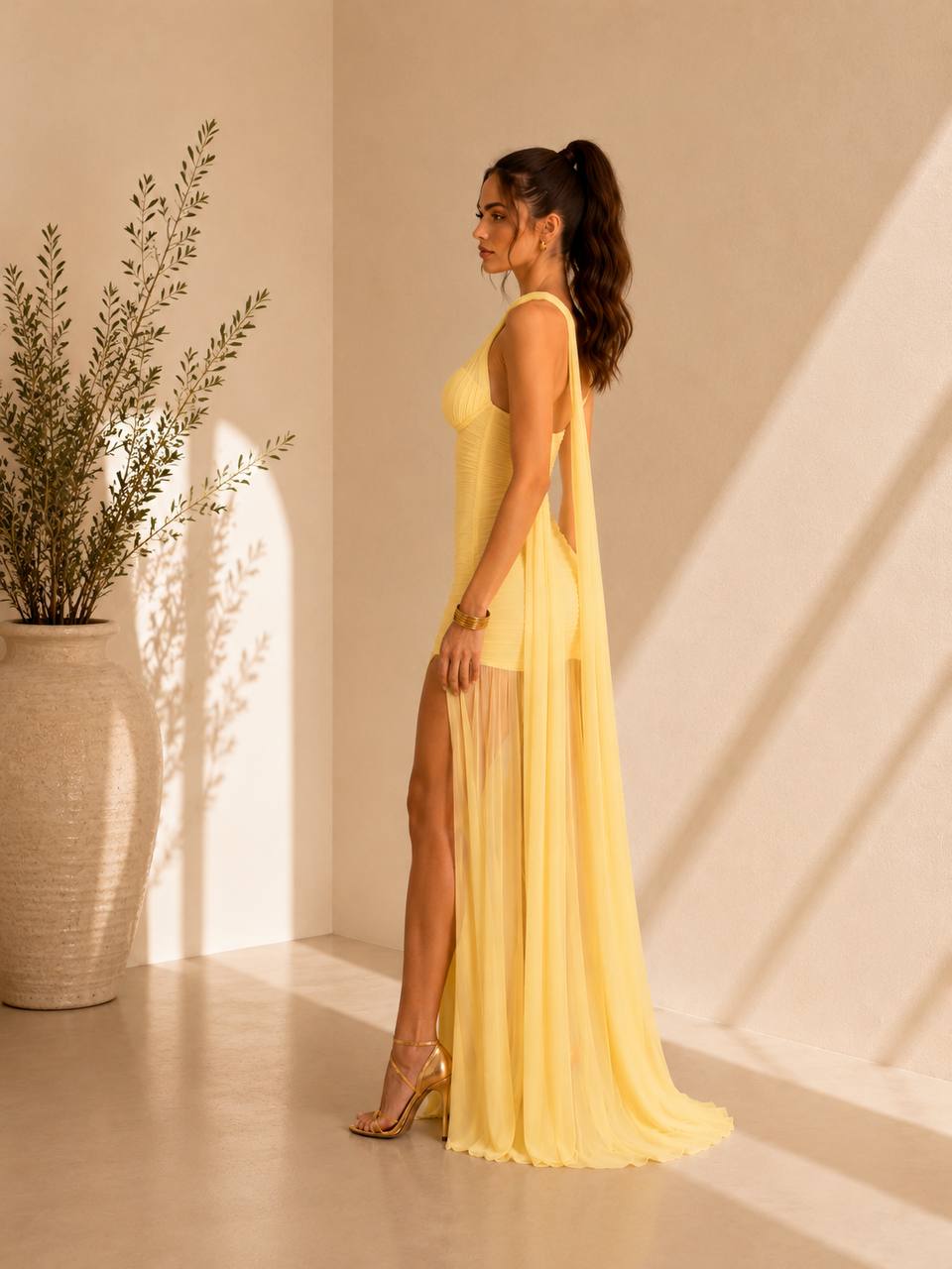 Vestido Aurora Dorada
